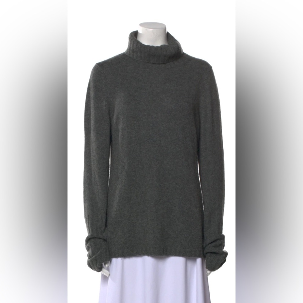 Nili Lotan. 100% Cashmere. Gray. Large.
